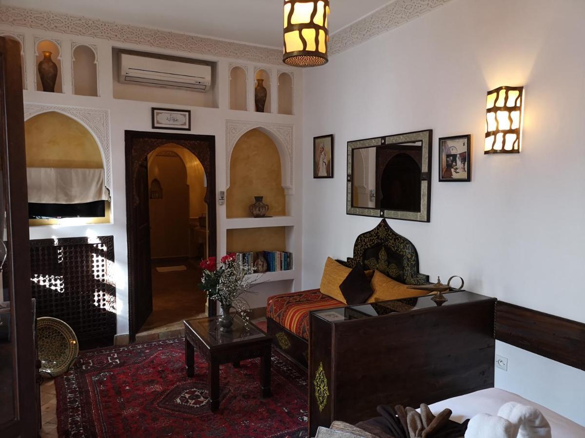 Riad Charme D'Orient Adults Only Marrakesh Bagian luar foto